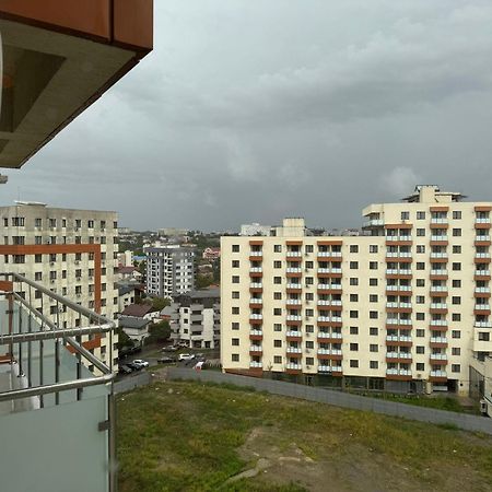 Studios & Apartments Palas By Glam At Lazar Towers ياش المظهر الخارجي الصورة