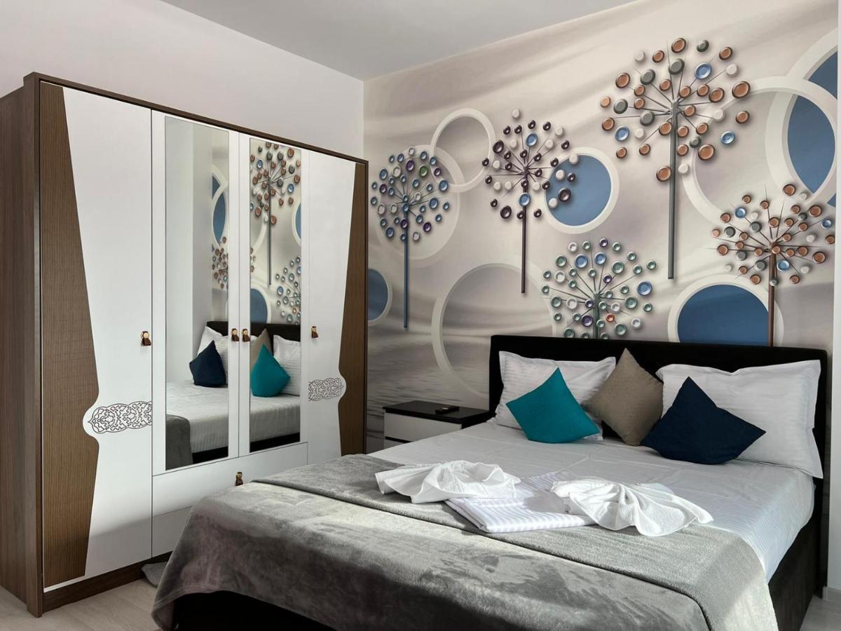 Studios & Apartments Palas By Glam At Lazar Towers ياش المظهر الخارجي الصورة