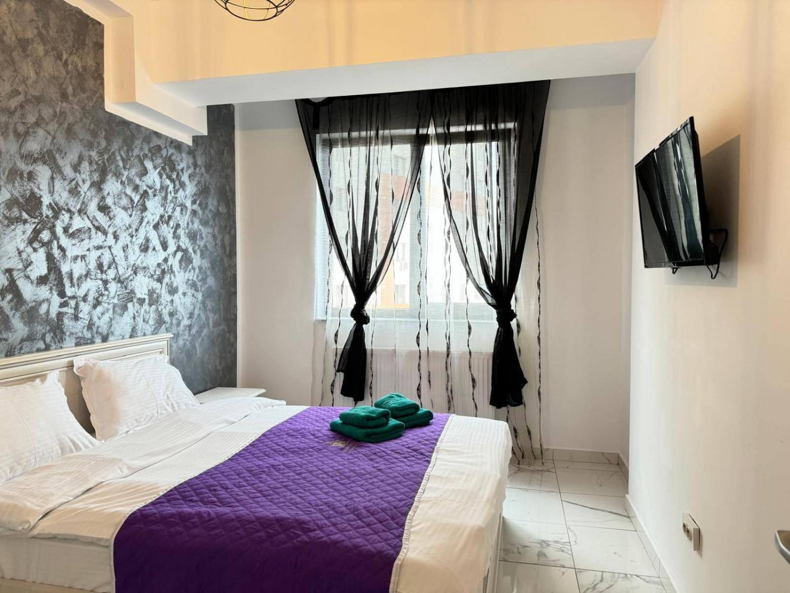 Studios & Apartments Palas By Glam At Lazar Towers ياش المظهر الخارجي الصورة