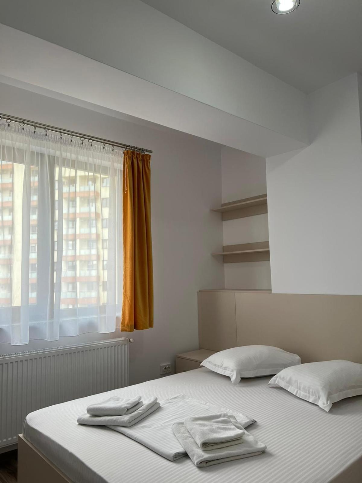 Studios & Apartments Palas By Glam At Lazar Towers ياش المظهر الخارجي الصورة