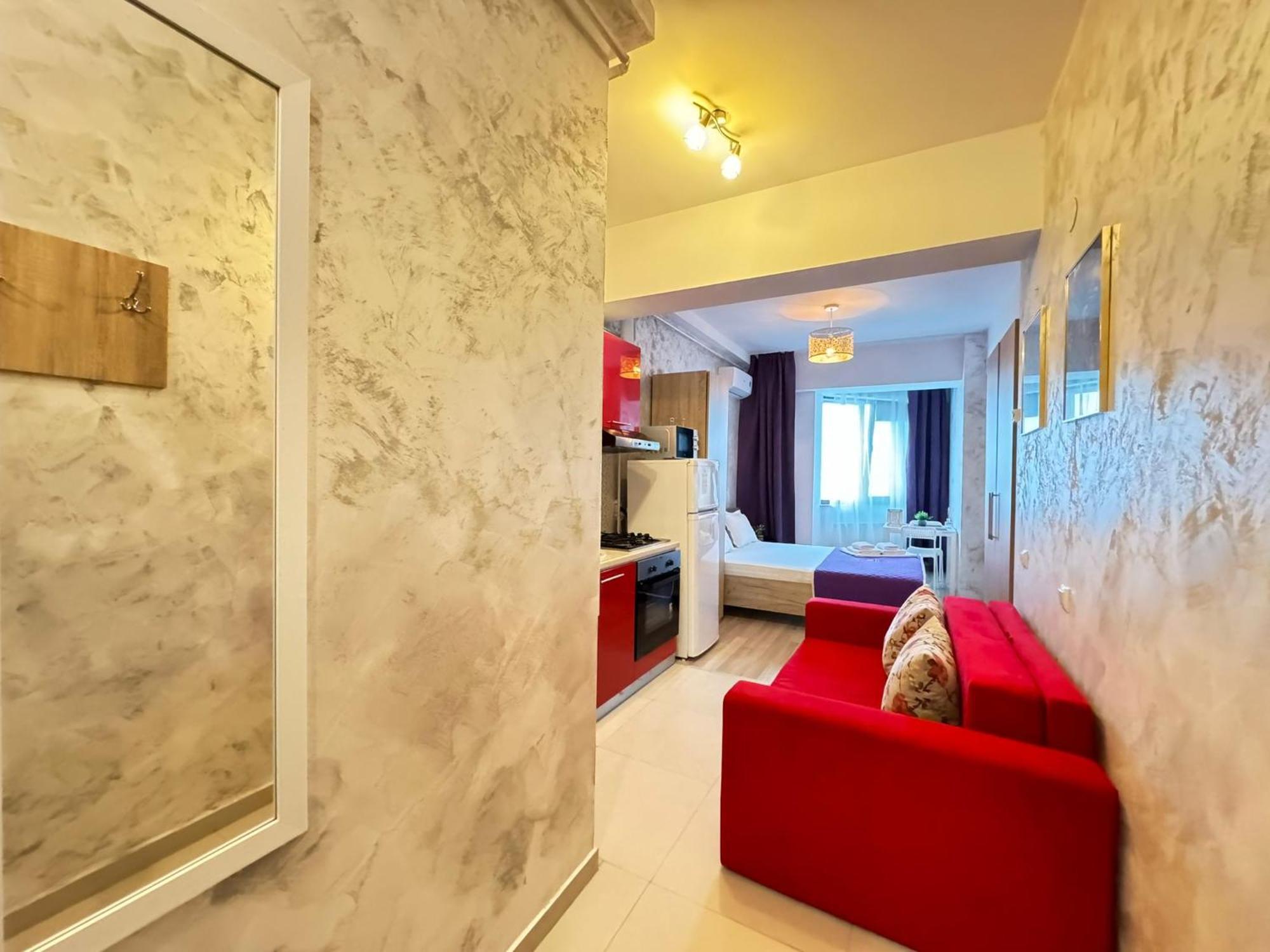 Studios & Apartments Palas By Glam At Lazar Towers ياش المظهر الخارجي الصورة